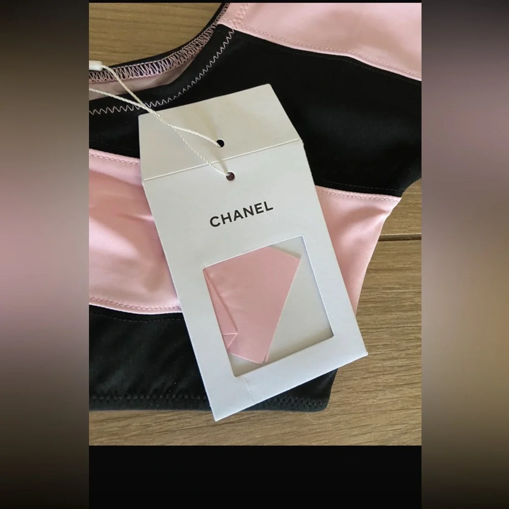 NWT CHANEL Pink&Black Striped Crop Top/bikini top size XS - Picture 4 of 11